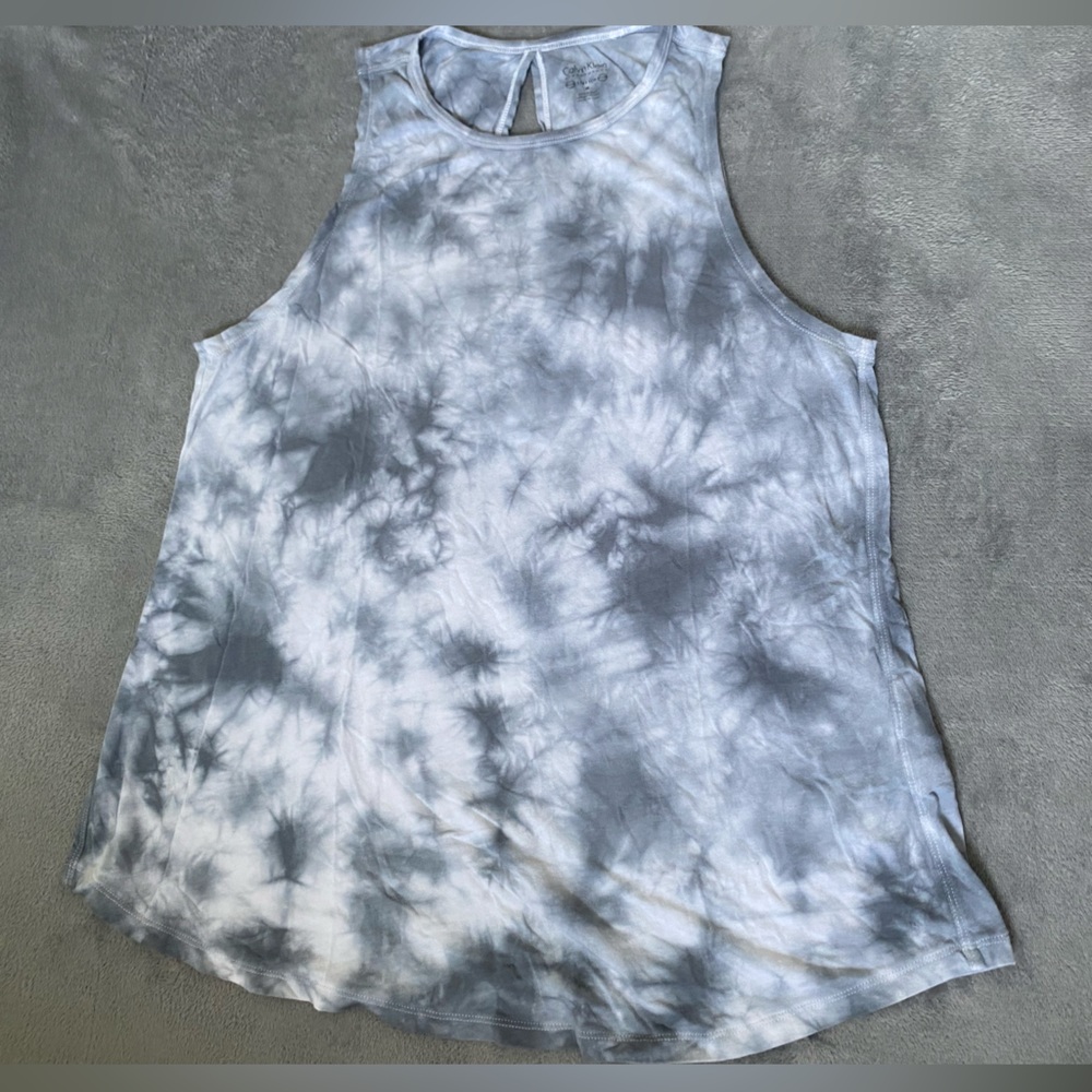 Sporty Grey Flowy Tank Top - Calvin Klein Performance - Size M